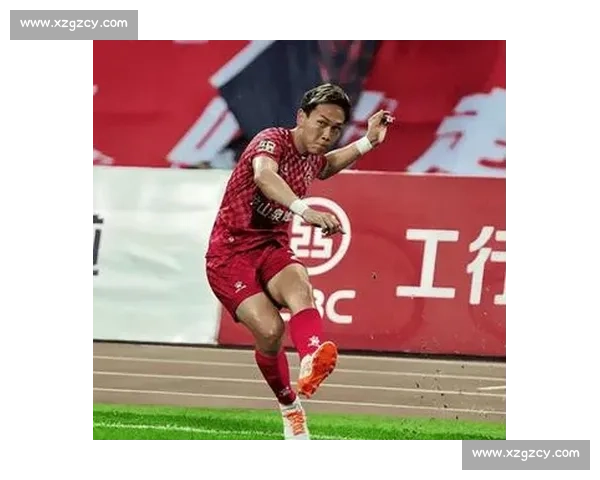 辽宁铁人 1-1 南京城市:邦本造点 + 中柱憾平,VAR 扼杀绝杀留争议 辽宁铁人 1-1 南京城市:邦本造点 + 中柱憾平,VAR 扼杀绝杀留争议